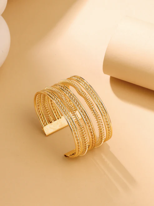 Golden Cuff Kadaa Bracelet - Image 4